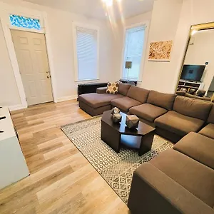 2 Bedroom - Off Street Parking - Amazing View Nearby Apartment