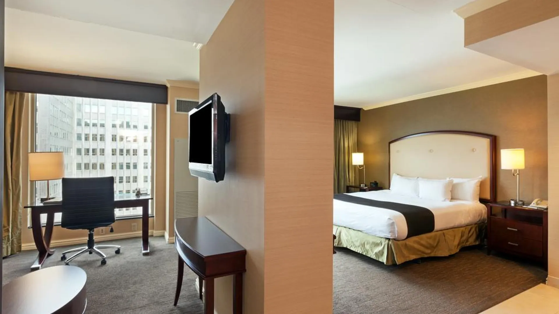 Wyndham Grand Pittsburgh Otel